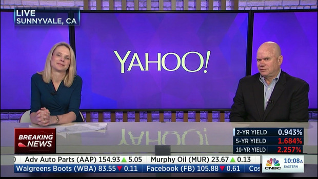Marissa Mayer, CEO daf Yahoo, e Maynard Webb, presidente do CA da empresa, esta manhã na CNBC